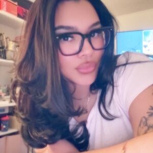 Meet your Posher, Danet